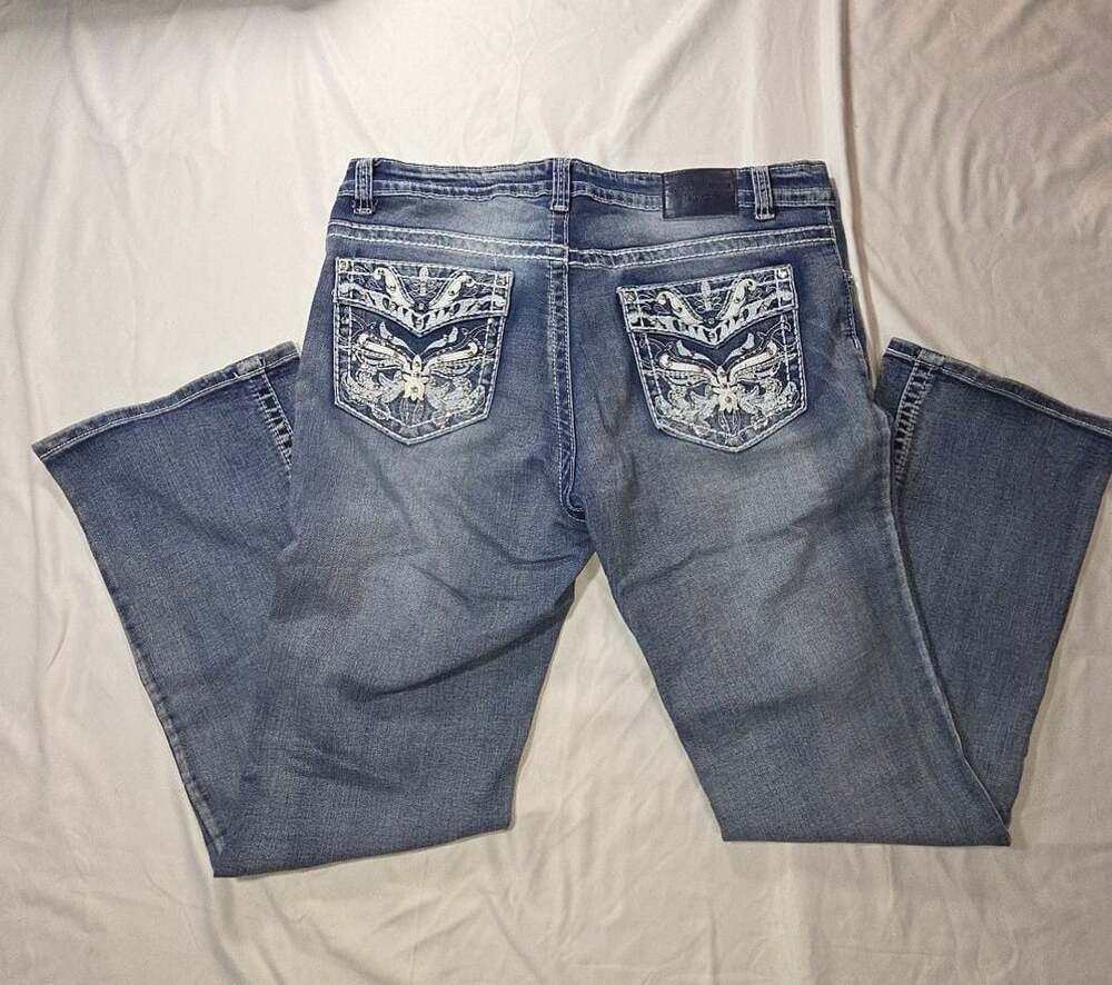 Evolve Denim Embroidered Bling Pocket Jeans Size 15 Blue Bootcut